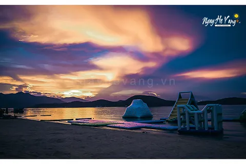 Bãi Biển Hòn Tằm
