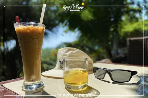 Quán cafe hòn Chồng