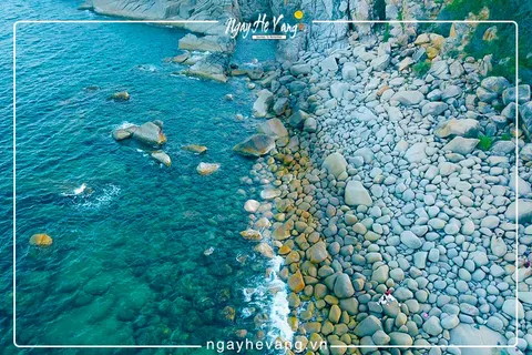 Đảo bình Hưng