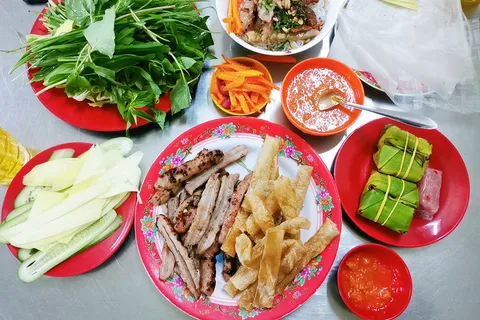 Top 7 quán nem nướng ngon ở Nha Trang